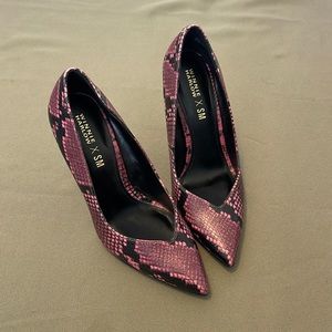 WINNIE HARLOW XSM  Snake Print pink/black color High Heels Womens  size 5.5